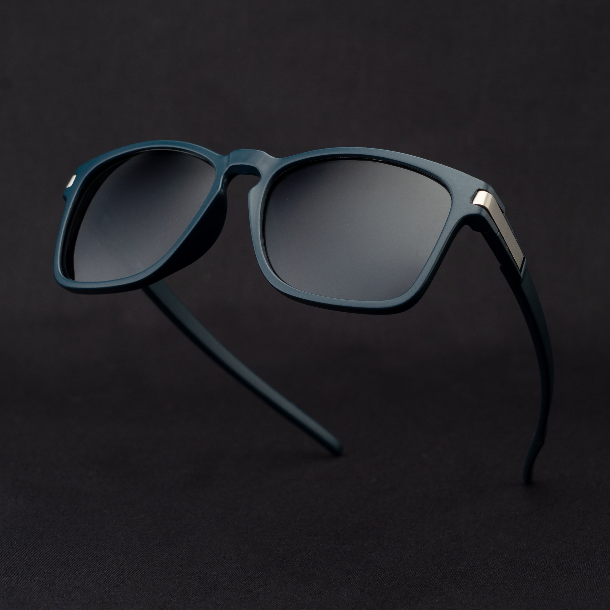 AFERELLE Unisex Matt Classic Blue TAC 100 % Polarized Retro Style TR 90 Sunglasses