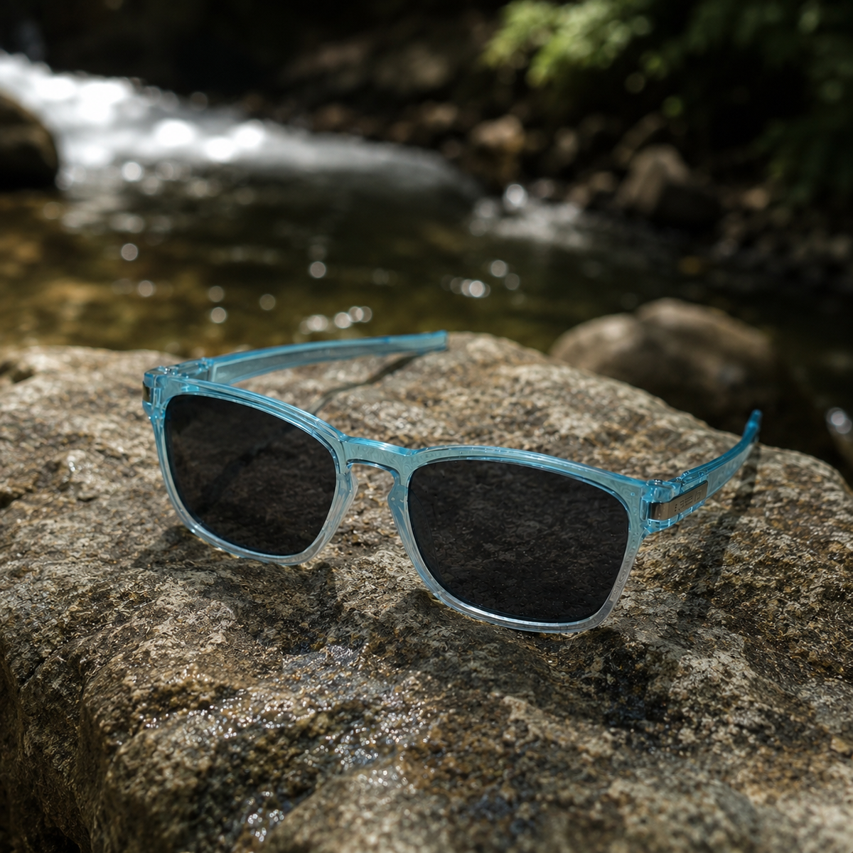 THE PRODUCER Glossy Turquoise Unisex UV400 Sunglasses